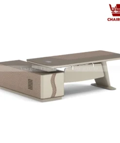 Bàn chủ tịch LV- BCTC – B617